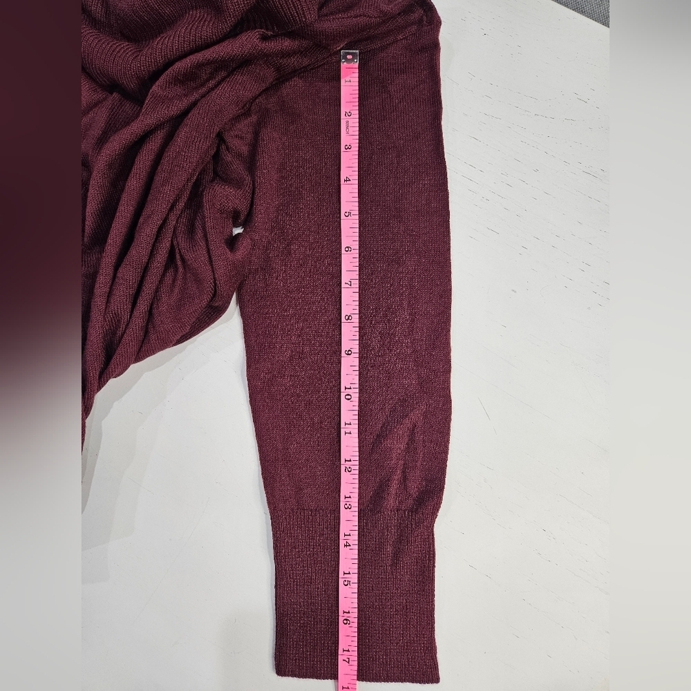 Grace Brand. Ladies Burgundy, cowl neck, soft cozy, long sweater Sz. Medium - Picture 7 of 8